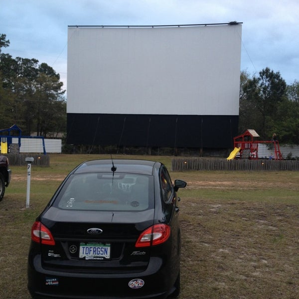 Photo taken at Hwy 21 Drive-in Theatre by Ted F. on 4/5/2013