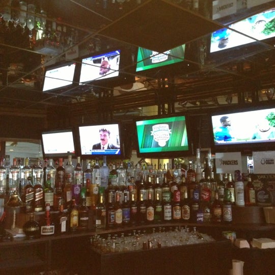 Photo taken at Players Sports Bar &amp; Grille by Michel L. on 10/7/2012