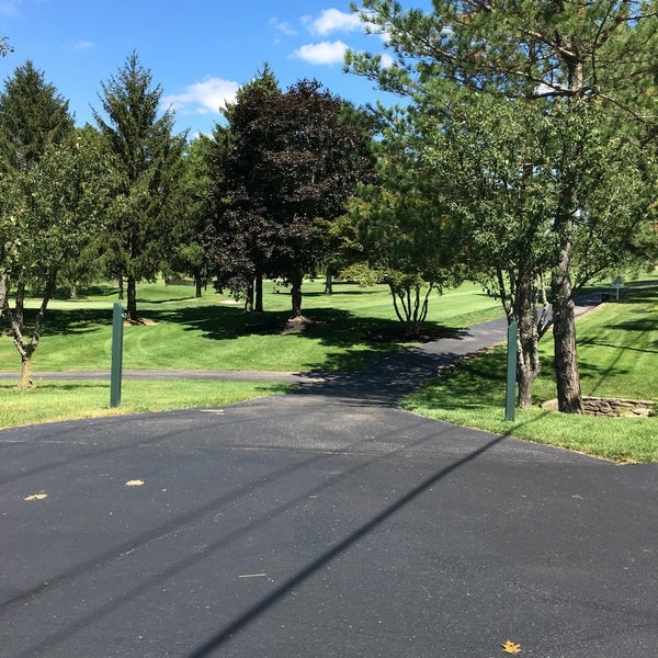 Coldstream Country Club 135 ziyaretçi