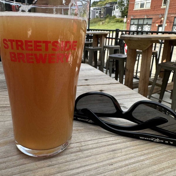 9/22/2022 tarihinde Rich R.ziyaretçi tarafından Streetside Brewery'de çekilen fotoğraf