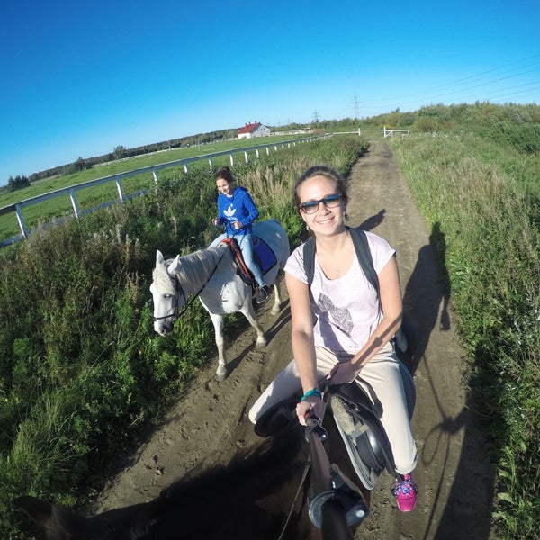 8/28/2016 tarihinde Natalia G.ziyaretçi tarafından КСК Western Horse'de çekilen fotoğraf