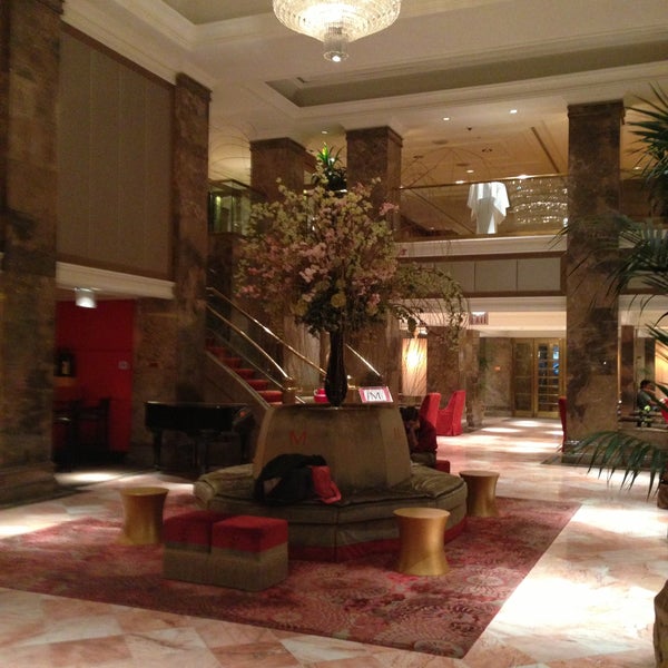 5/11/2013에 Oksana B.님이 The Michelangelo Hotel에서 찍은 사진