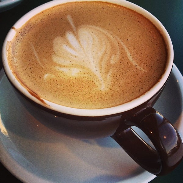 3/24/2014にRolfがLongbottom Coffee &amp; Teaで撮った写真