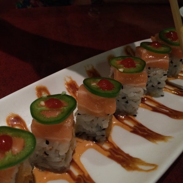 Foto tomada en YoiYoi Steakhouse &amp; Sushi  por Alexis J. el 6/30/2014