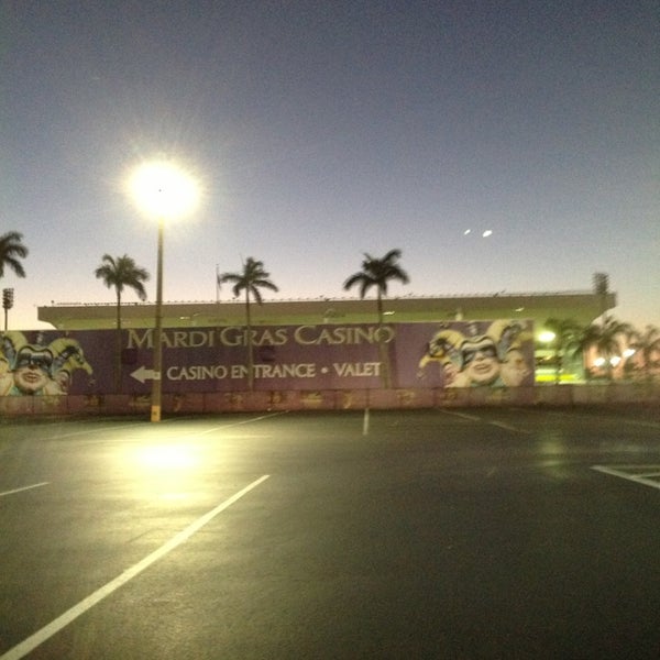 Photo taken at Mardi Gras Casino by RedesColombia on 1/30/2013