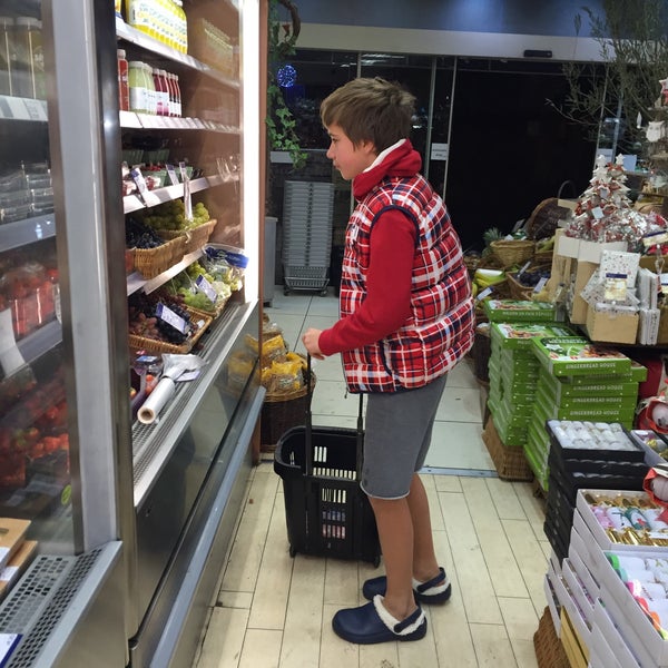 Bayley & Sage 60 High St