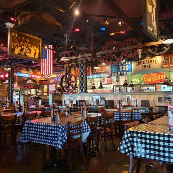 Portillo's Sycamore, IL