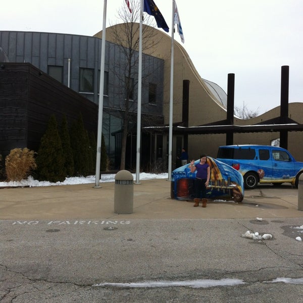 Foto tirada no(a) Indiana Welcome Center por Dave B. em 2/23/2013