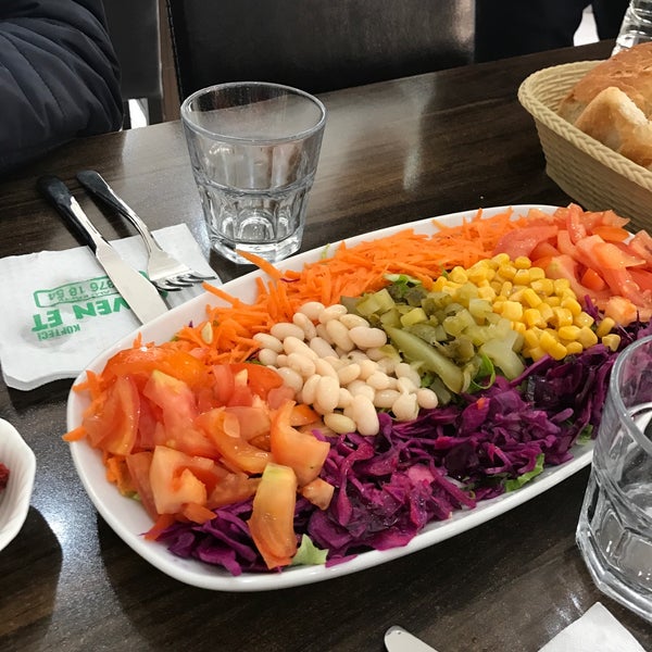 Das Foto wurde bei Güven Et Mangal von Doğan G. am 2/3/2017 aufgenommen