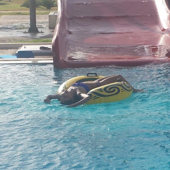 6/28/2014にLaura Penélope G.がLos Delfines Water &amp; Entertainment Parkで撮った写真