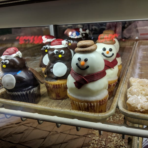 Photo taken at Bennison&#39;s Bakery by Trucy on 12/21/2017