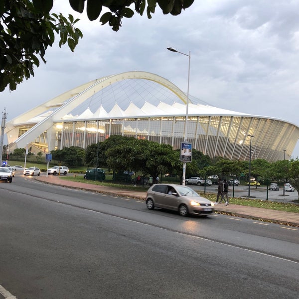 Das Foto wurde bei Moses Mabhida Stadium von Mauricio C. am 11/20/2018 aufgenommen