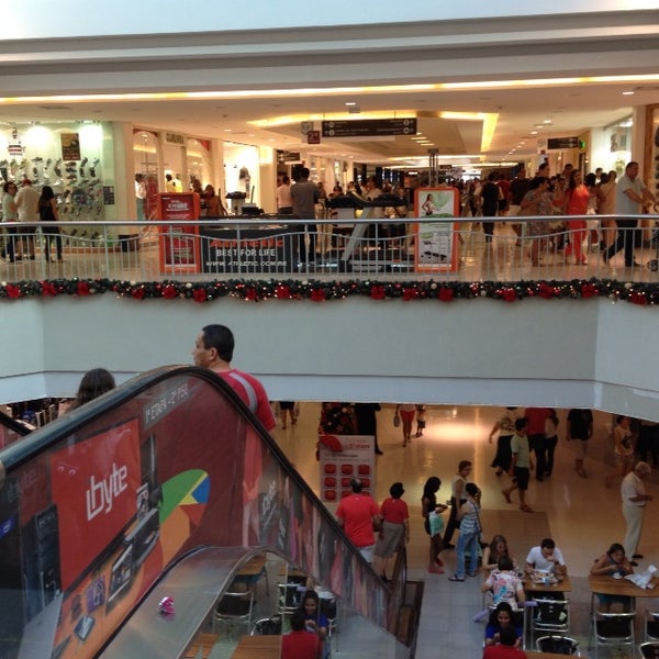 Foto diambil di Shopping Recife oleh Luna R. pada 12/29/2012