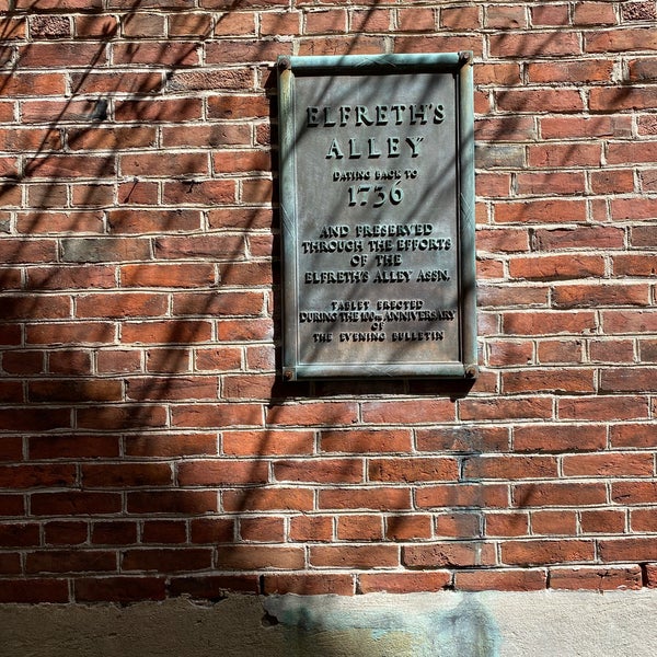 Photo taken at Elfreth&#39;s Alley Museum by Frances B. on 4/18/2021