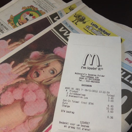 รูปภาพถ่ายที่ McDonald&#39;s โดย Jayson L. เมื่อ 11/9/2012