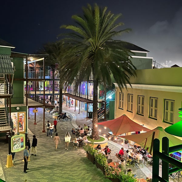 รูปภาพถ่ายที่ Renaissance Curacao Resort &amp; Casino โดย Jeroen v. เมื่อ 6/10/2022