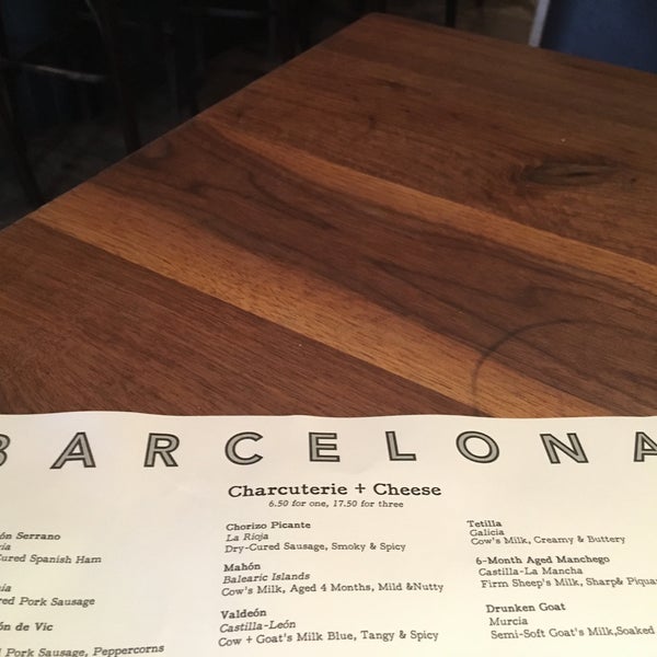 Foto tirada no(a) Barcelona Wine Bar Restaurant por Jason K. em 7/20/2019