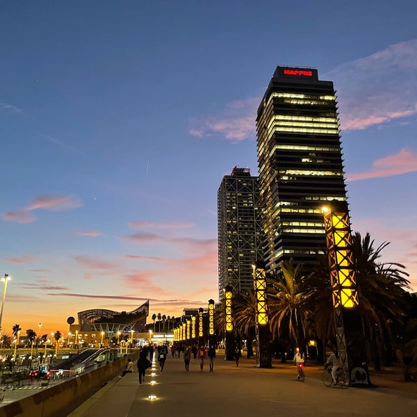 Torre Mapfre Structure in La Vila Olimpica del Poblenou