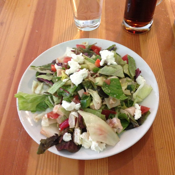 Try the Mixed Greens Salad w/ Chicken, Goat Cheese and Vinagrette! Yum!!