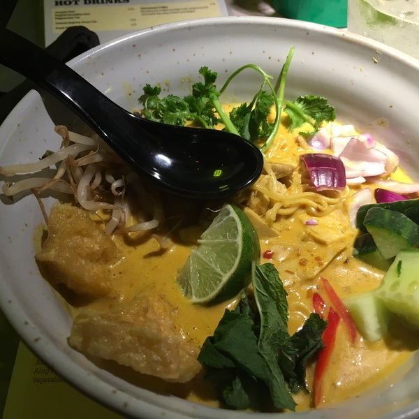 I have chicken laksa and it didn’t taste as good as I thought but I would recommend the prawn cracker