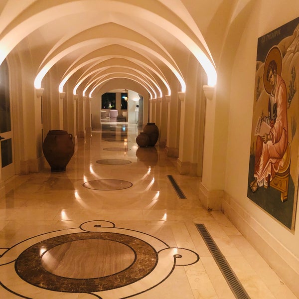 Daria frei in Anassa Hotel
