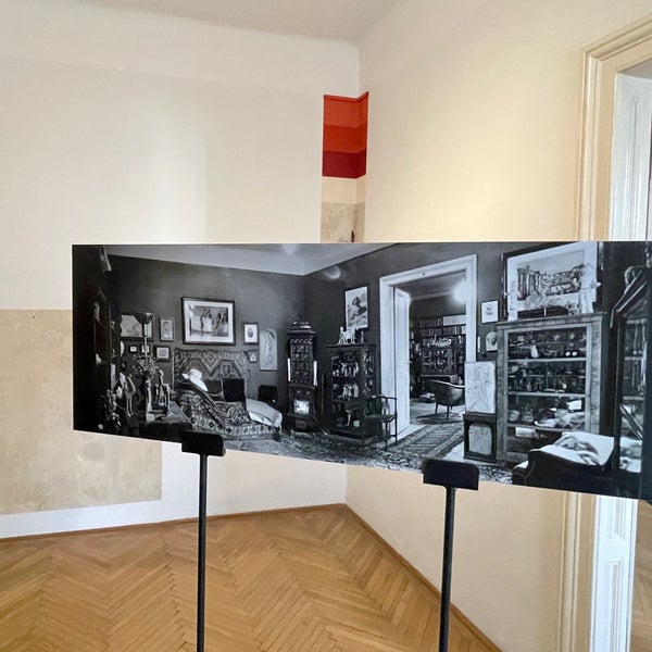 3/15/2023 tarihinde Ded Ž.ziyaretçi tarafından Sigmund Freud Museum'de çekilen fotoğraf