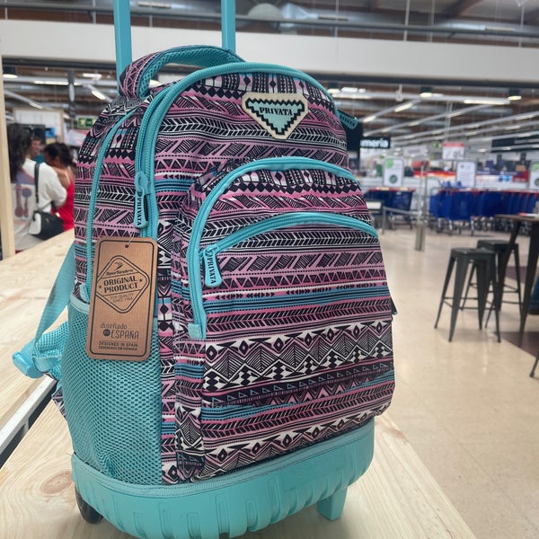 Fotos en Carrefour Ctra. de Figueres a Km.