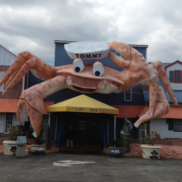 3/26/2013 tarihinde 🎃Maggie💋ziyaretçi tarafından Giant Crab Seafood Restaurant'de çekilen fotoğraf