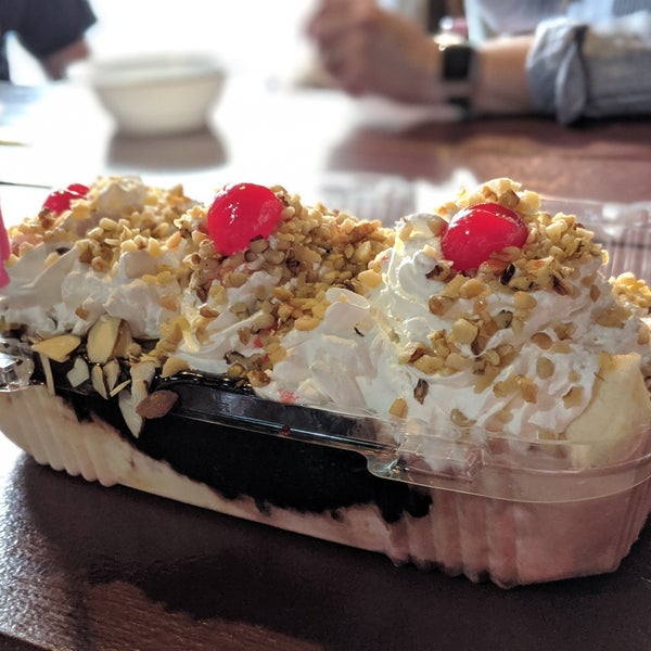 7/28/2019 tarihinde Matt E.ziyaretçi tarafından Mack&#39;s Ice Cream'de çekilen fotoğraf