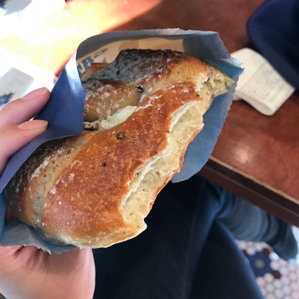 Noah's Bagels Bagel Shop in West Valley