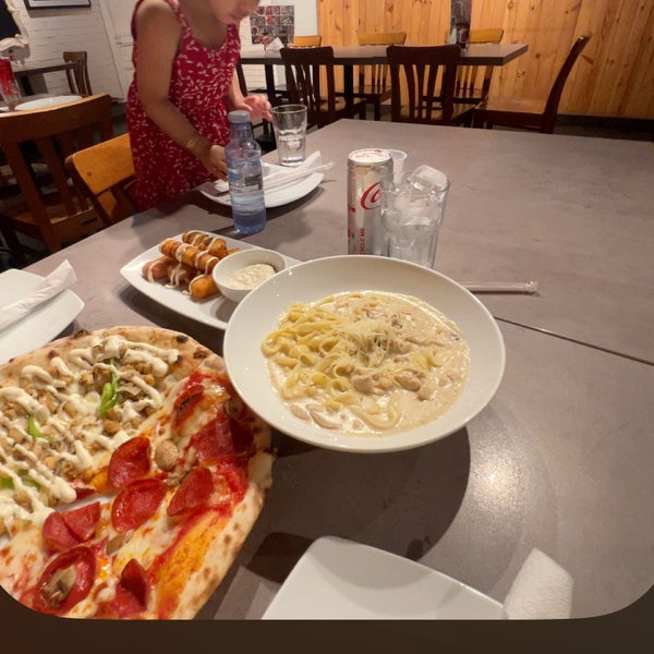 8/6/2023 tarihinde Saad K.ziyaretçi tarafından Pizza il Mio'de çekilen fotoğraf