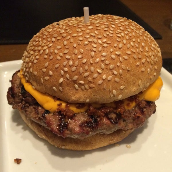 Foto scattata a Paulista Burger da Helder C. il 7/26/2016