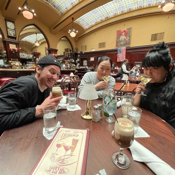 Photo taken at Huber&#39;s by Yui on 5/20/2022