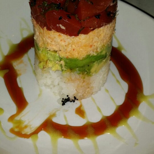 Foto tomada en Blue Sushi Sake Grill  por Brandon T. el 3/1/2014