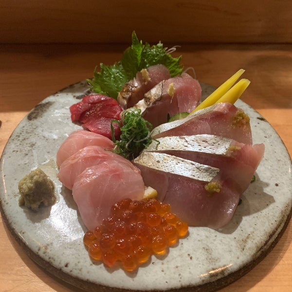 1/28/2020 tarihinde Christian B.ziyaretçi tarafından Yuki Yama Sushi'de çekilen fotoğraf