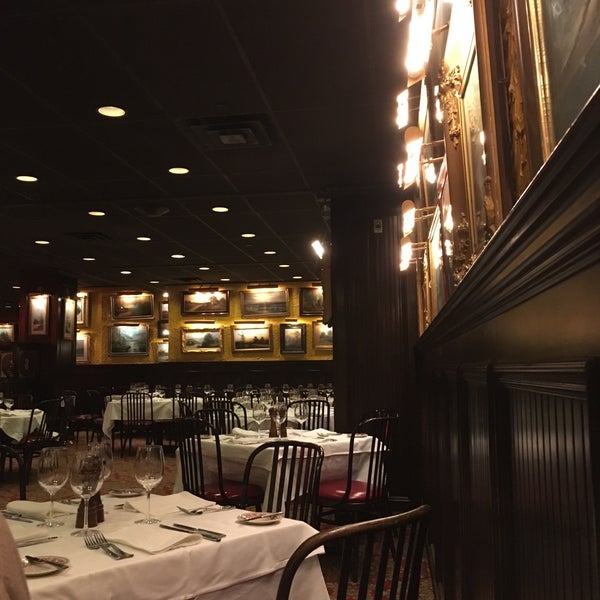 Photo taken at Sparks Steak House by S5un on 11/11/2017