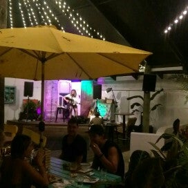 Photo prise au Byron Bay Brewery par Joey R. le3/22/2017