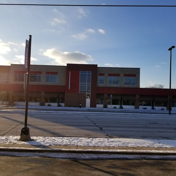 Madison Public Library Goodman South Madison Branch Library