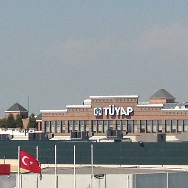 4/25/2013にSelin A.がTüyap Fuar ve Kongre Merkeziで撮った写真