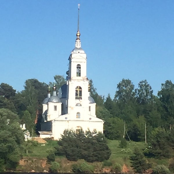 Церковь Вознесения в селе Городня
