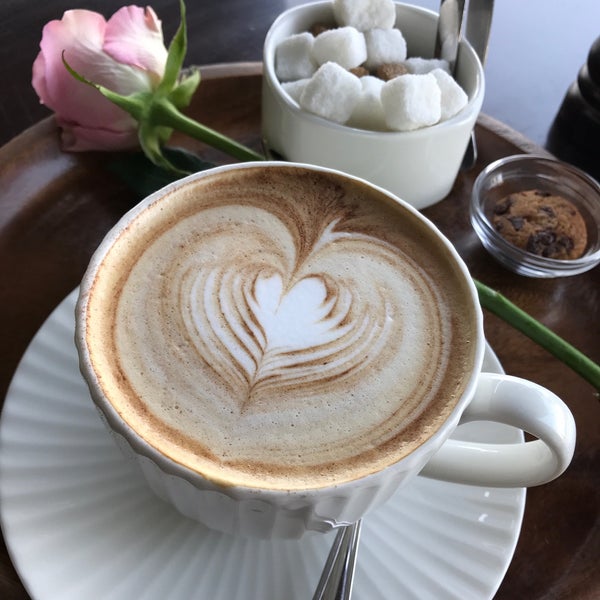 1/5/2019 tarihinde Polina G.ziyaretçi tarafından Jolie Café'de çekilen fotoğraf