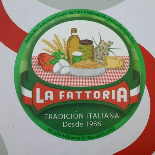 Photo prise au La Fattoria Pizzeria par Juan A. le6/2/2013