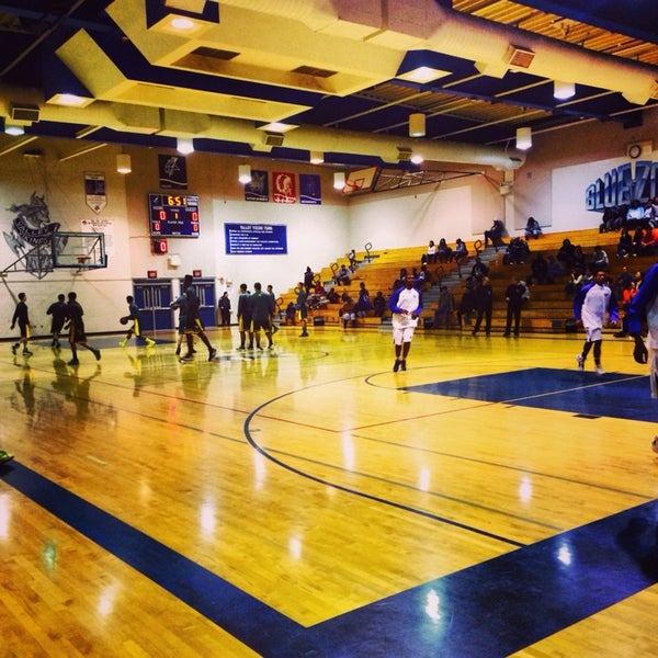 Valley High School Sacramento'da Lise