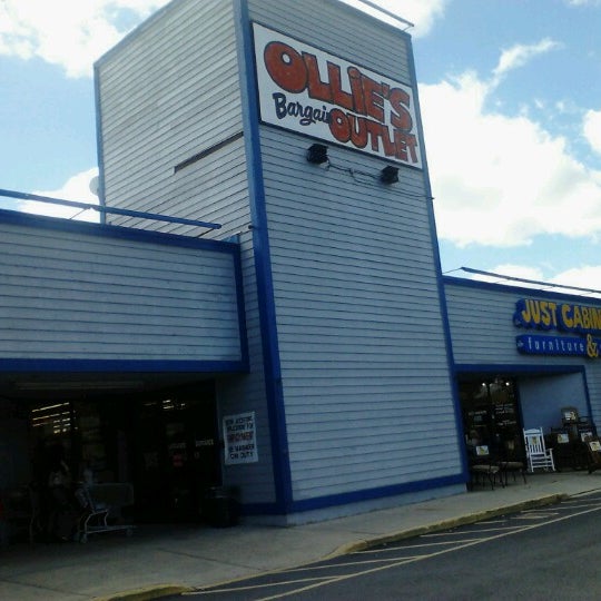 Ollie's Bargain Outlet Outlet Store