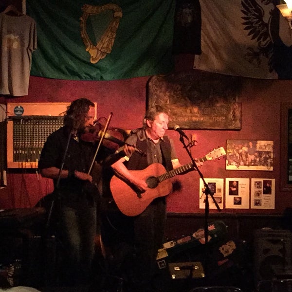 Photo taken at The Old Triangle Irish Alehouse by Nick P. on 10/8/2015