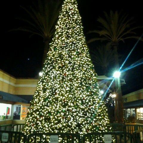 Photo taken at Lake Elsinore Outlets by Heather F. on 11/30/2012