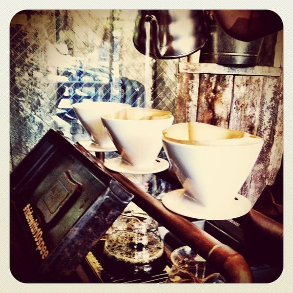 8/11/2013 tarihinde Steve L.ziyaretçi tarafından 10-Speed Coffee Calabasas'de çekilen fotoğraf