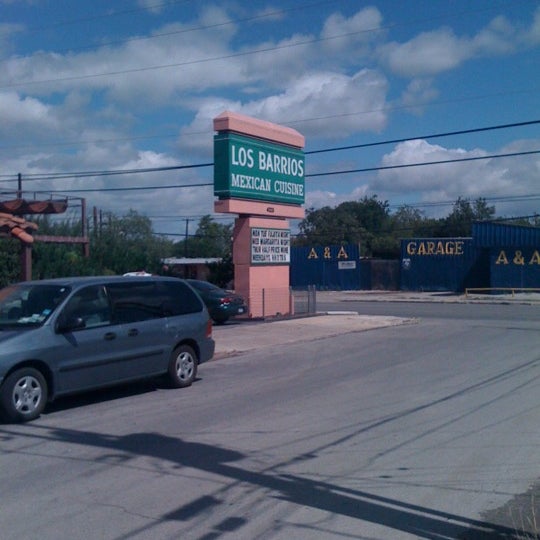 9/30/2012にRick B.がLos Barrios Mexican Restaurantで撮った写真