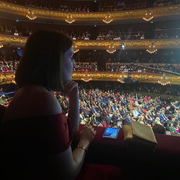 รูปภาพถ่ายที่ Liceu Opera Barcelona โดย Cristina V. เมื่อ 12/14/2022