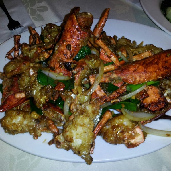 Photo prise au Wah Sing Seafood Restaurant par Marie R. le9/30/2013